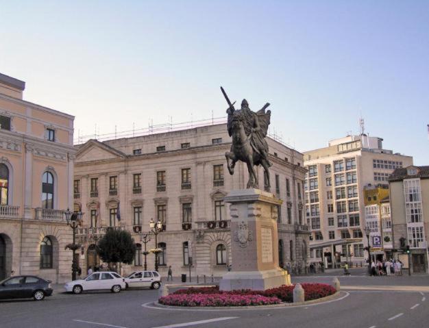 Atuaire Home Plaza De Libertad Junto A El Cid Campeador Burgo Exterior foto